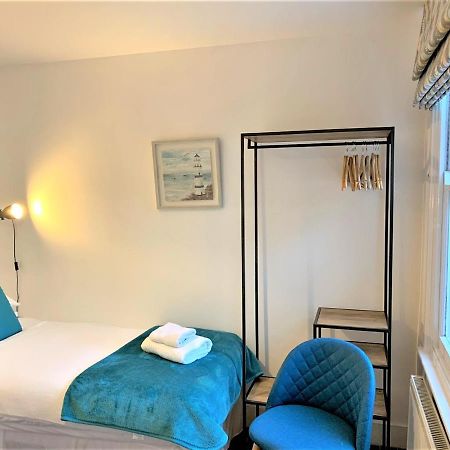Riverside Channel5 "Holidays Homes In The Sun" Featured Central Canterbury Cottage With Free Parking Luaran gambar