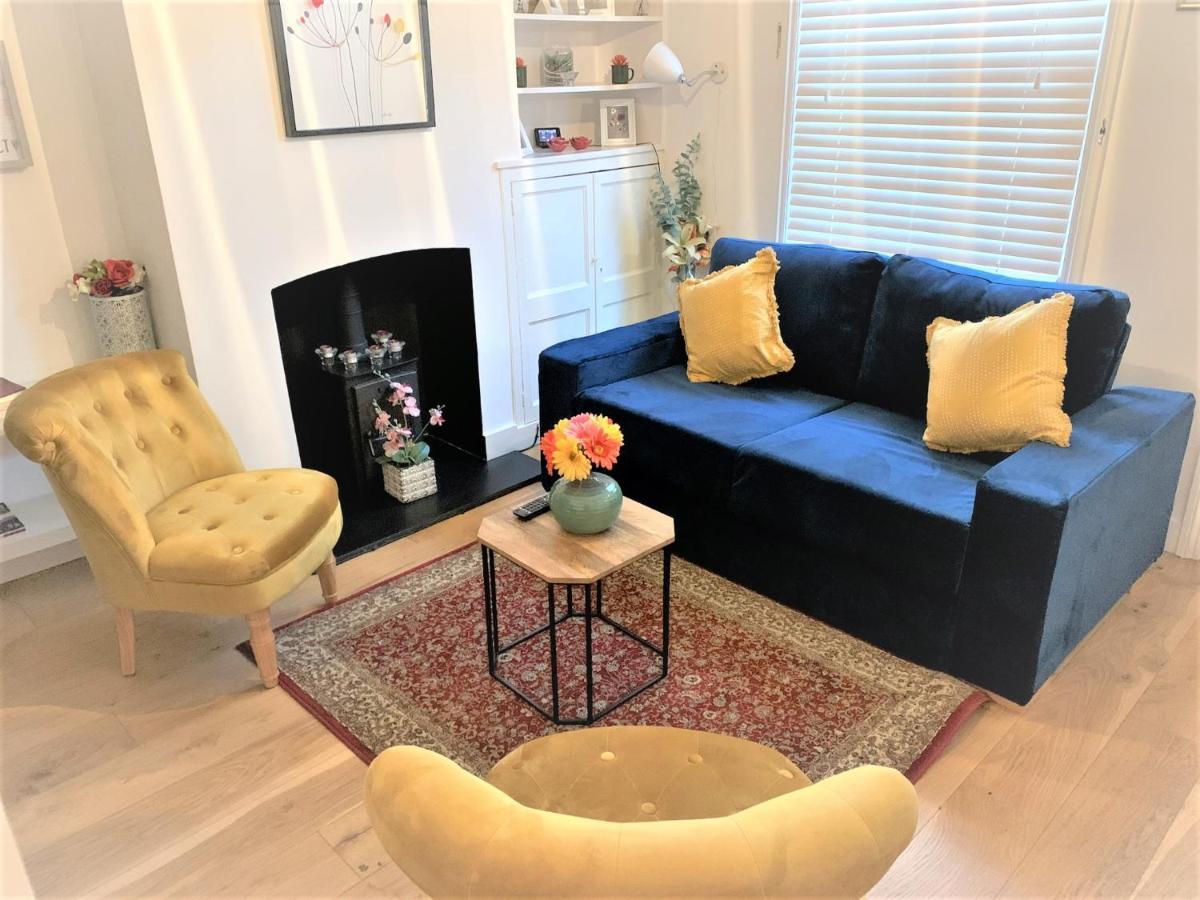 Riverside Channel5 "Holidays Homes In The Sun" Featured Central Canterbury Cottage With Free Parking Luaran gambar