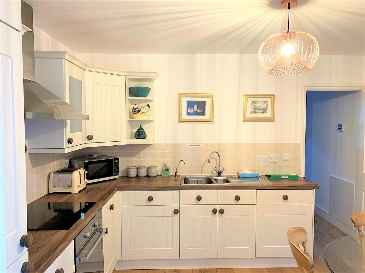 Riverside Channel5 "Holidays Homes In The Sun" Featured Central Canterbury Cottage With Free Parking Luaran gambar