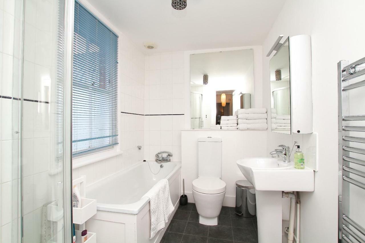 Riverside Channel5 "Holidays Homes In The Sun" Featured Central Canterbury Cottage With Free Parking Luaran gambar